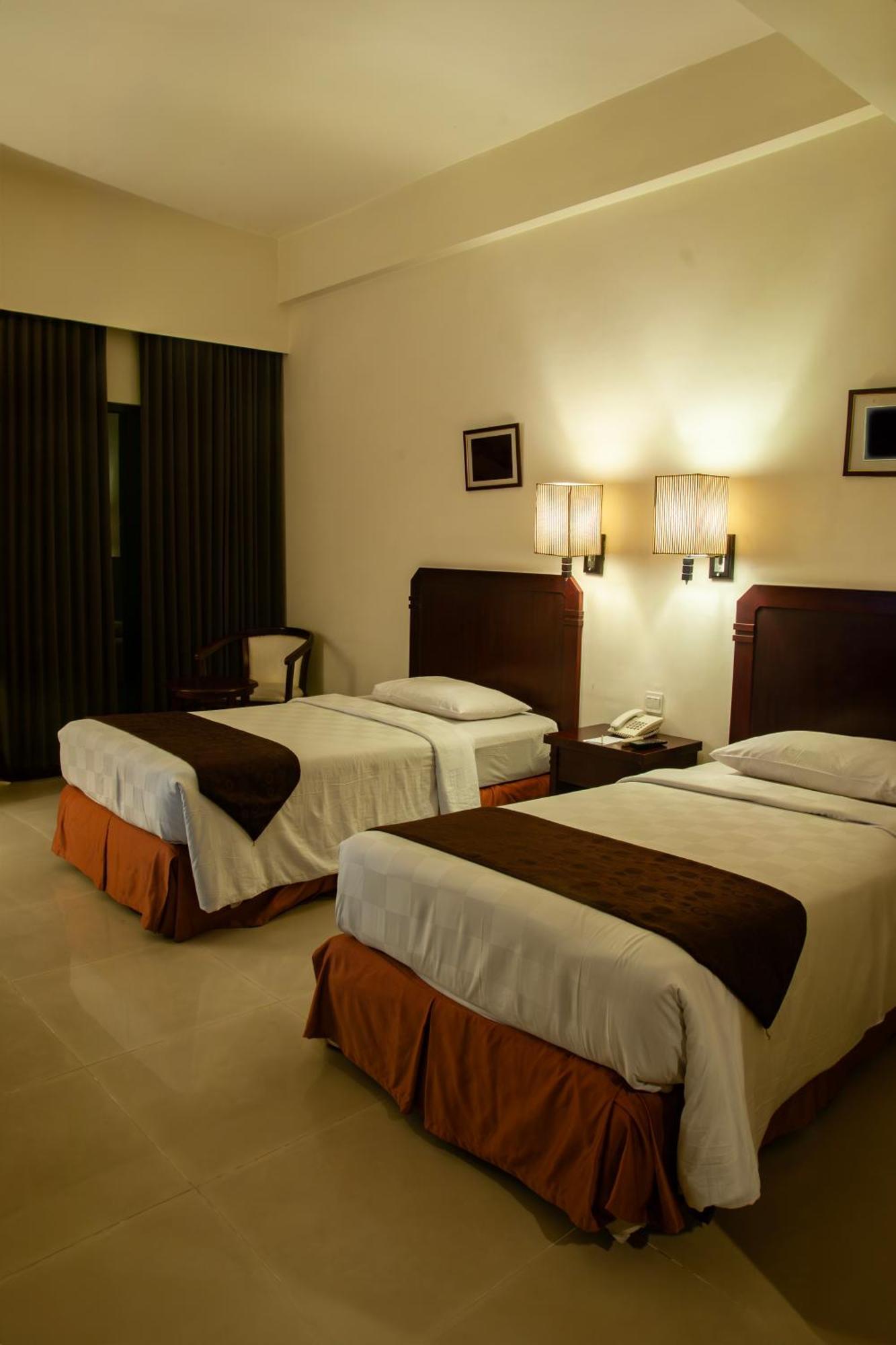Z Black Plaza Near Igi Airport Delhi