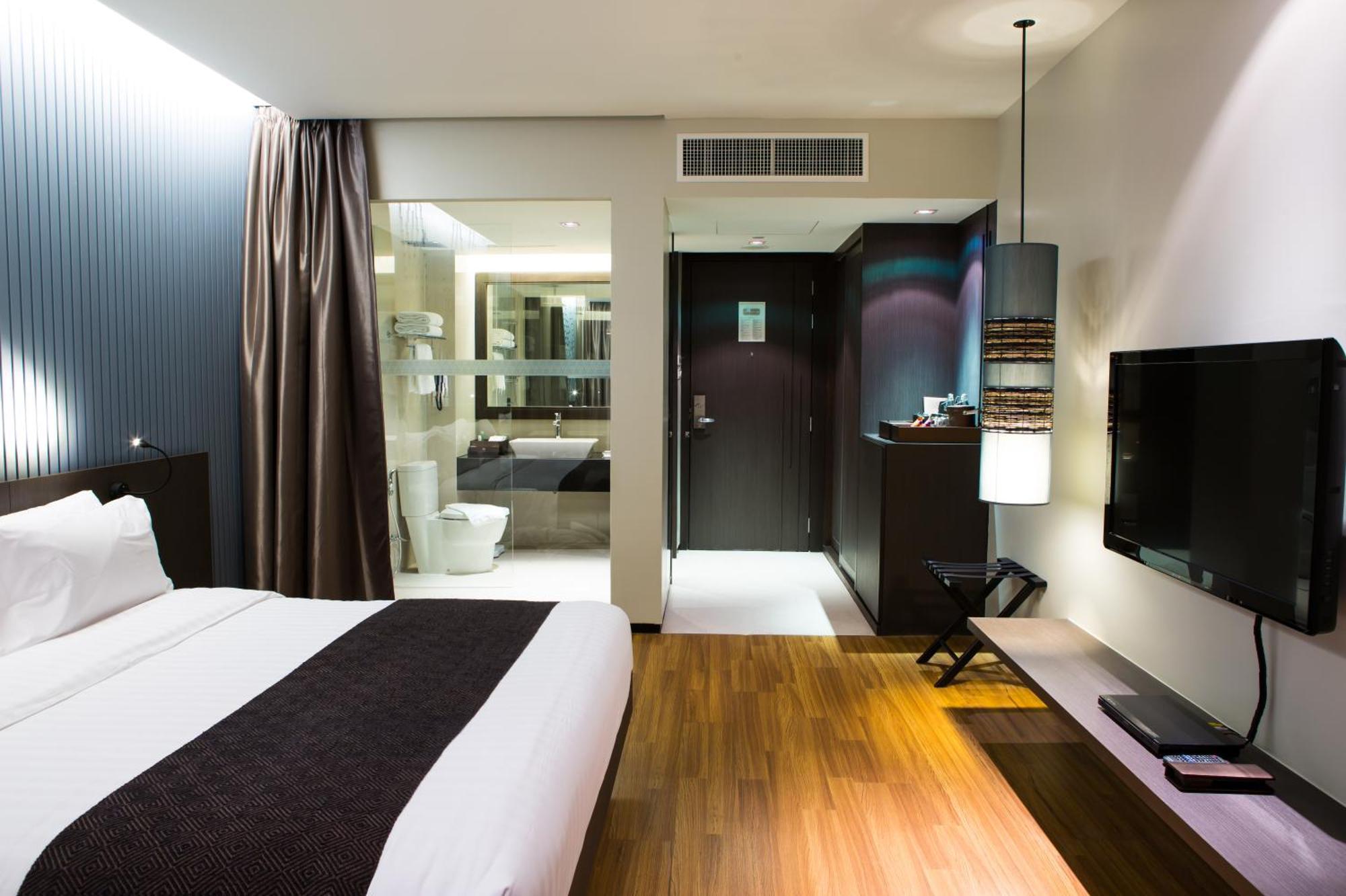 Z Black Plaza Near Igi Airport Delhi Hotel