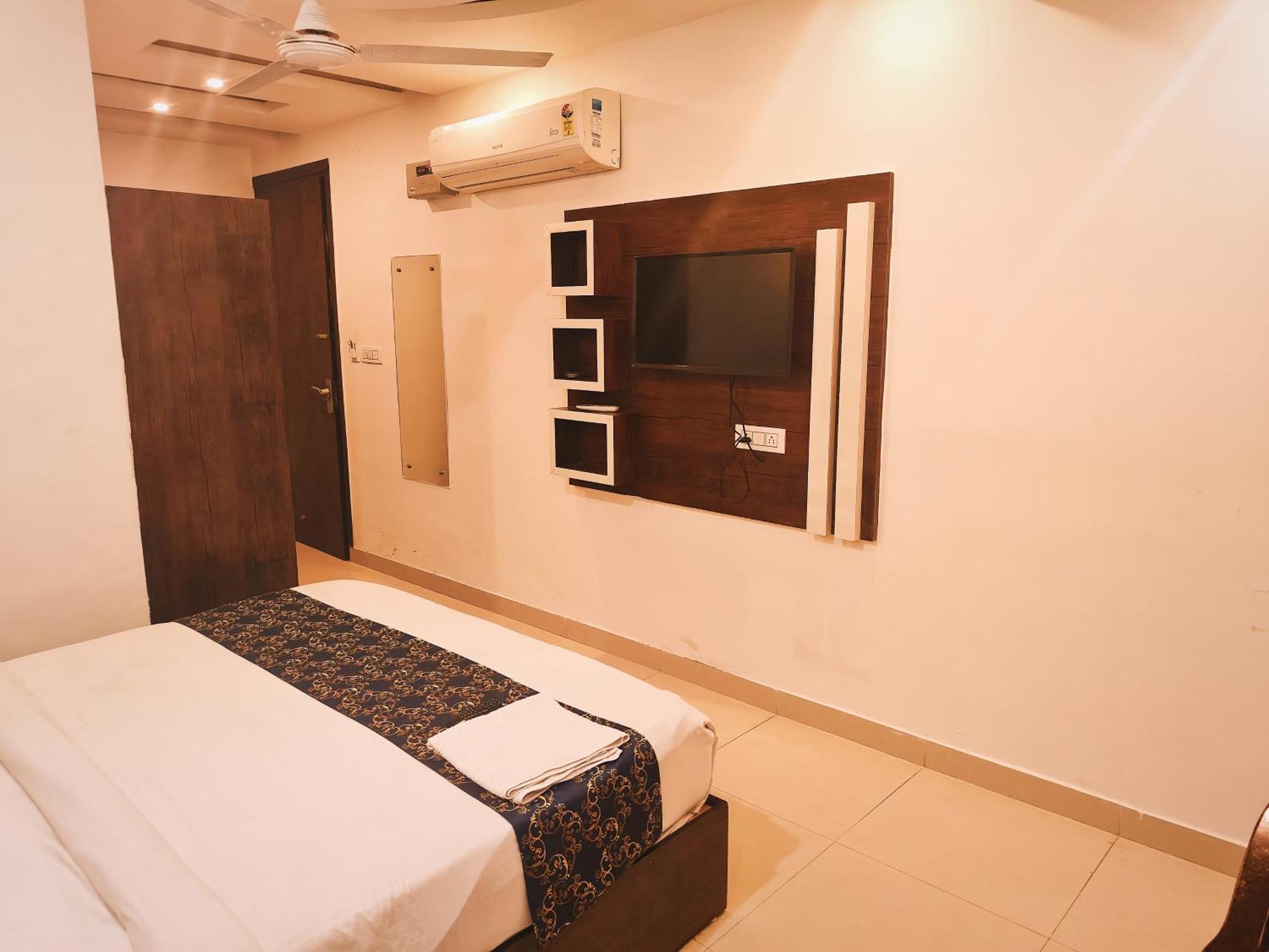 Z Black Plaza Near Igi Airport Delhi 4* New Delhi
